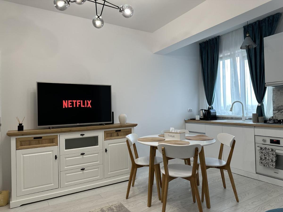 Appartement Apartament In Suceava, Zamca Extérieur photo