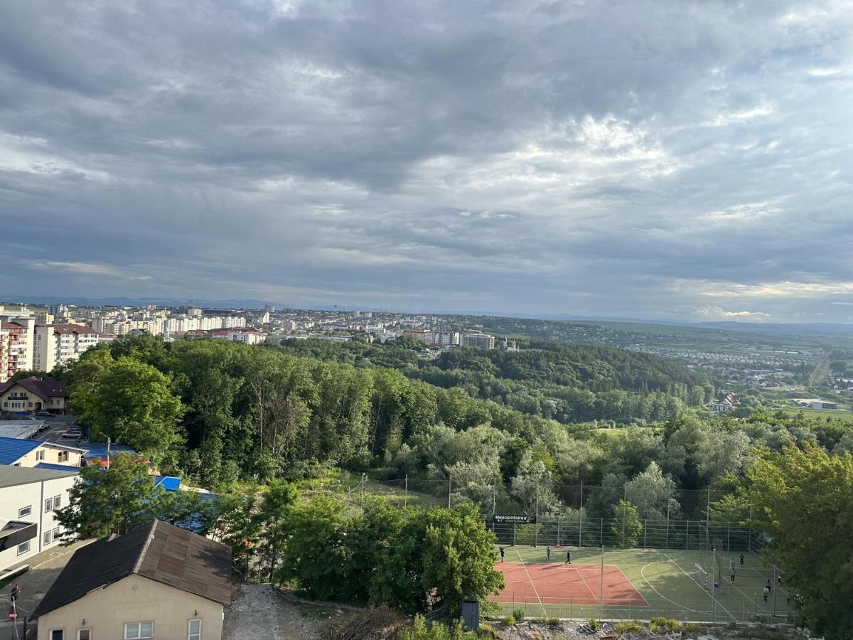 Appartement Apartament In Suceava, Zamca Extérieur photo