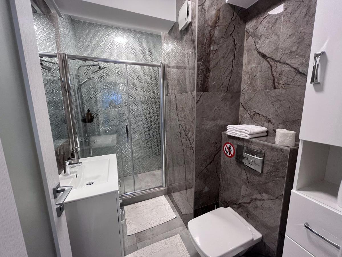 Appartement Apartament In Suceava, Zamca Extérieur photo